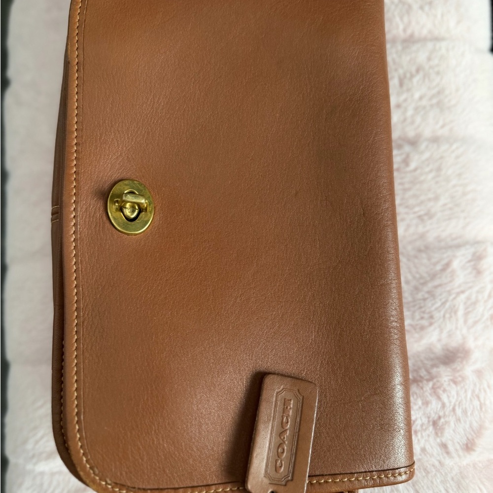 Coach vintage crossbody